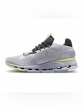 On Running Women’s On Cloudnova 6 1/2 Sneakers Running